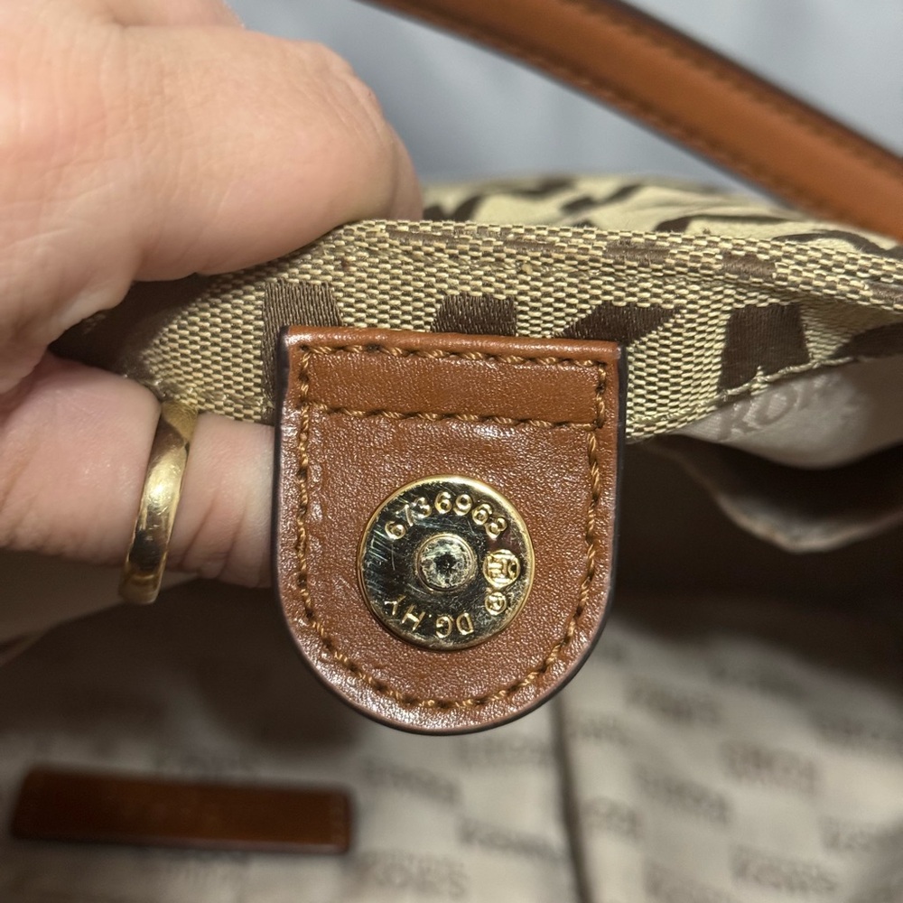 Michael Kors Brown Logo Tote Bag - Picture 13 of 16